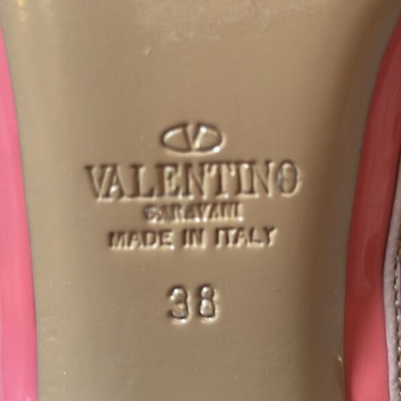 New Valentino Garavani Rockstud Patent
Slingback Pump Pink Size 38/ US 8 - Picture 11 of 14